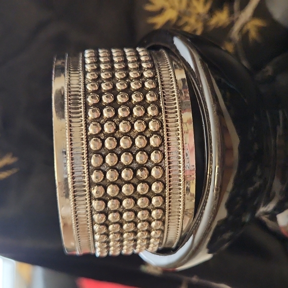 Silvertone & Faux Turquoise Set - Picture 3 of 6